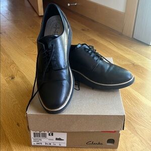 Clarks Black Leather Oxfords